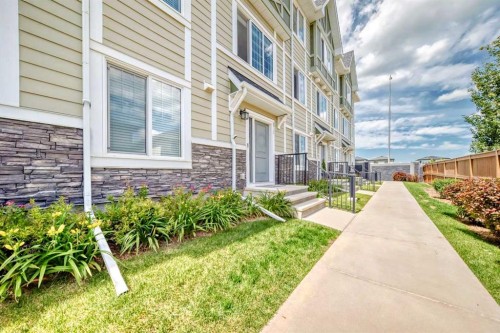 621 Nolanlake Villas Nw, Calgary, AB - Outdoor