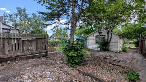 2916 17 Street Se, Calgary, AB - Outdoor