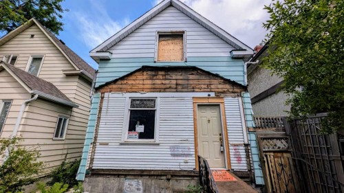 2916 17 Street Se, Calgary, AB - Outdoor