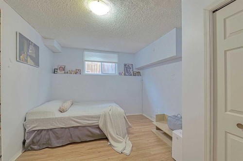 102 Coventry Crescent Ne, Calgary, AB - Indoor Photo Showing Bedroom