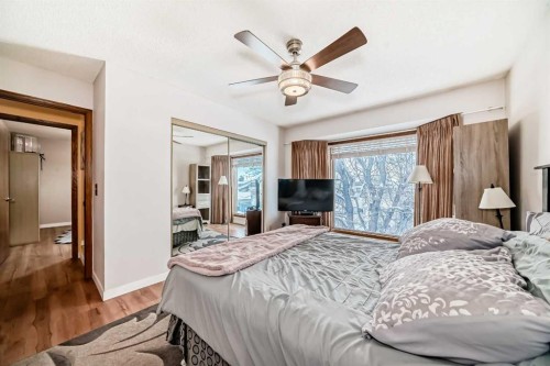 19 Mchugh Place Ne, Calgary, AB - Indoor Photo Showing Bedroom