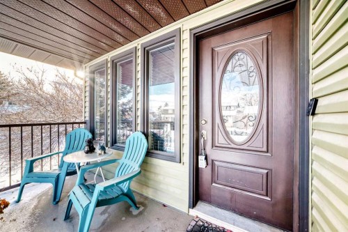 19 Mchugh Place Ne, Calgary, AB -  With Deck Patio Veranda With Exterior