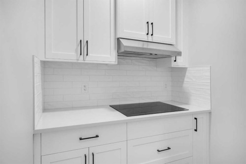 239 Chelsea  Park, Chestermere, AB - Indoor Photo Showing Kitchen