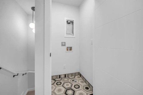 604 Clover Road, Carstairs, AB - Indoor