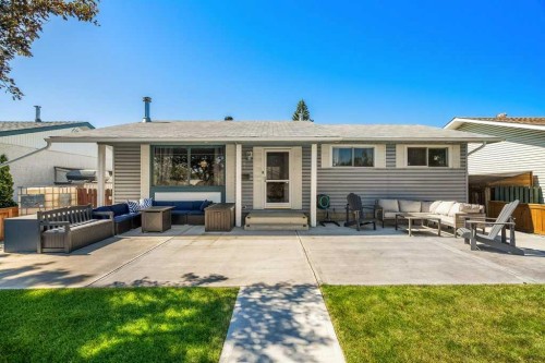 159 Rundlehorn Crescent Ne, Calgary, AB - Outdoor With Deck Patio Veranda