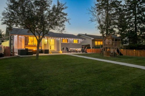 159 Rundlehorn Crescent Ne, Calgary, AB - Outdoor