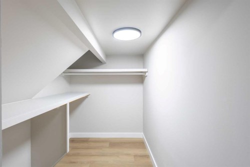 7512 Hunterfield Road Nw, Calgary, AB - Indoor