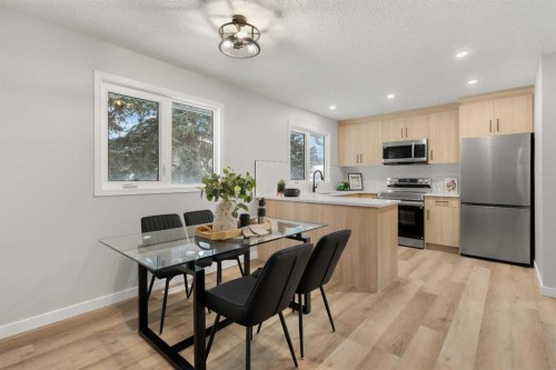 7512 Hunterfield Road Nw, Calgary, AB - Indoor