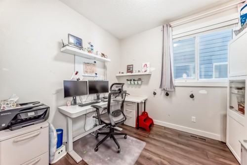 69 Sundown Grove, Cochrane, AB - Indoor Photo Showing Office