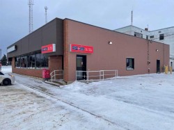 16 Centre Street  Mclennan, AB T0H 2L0