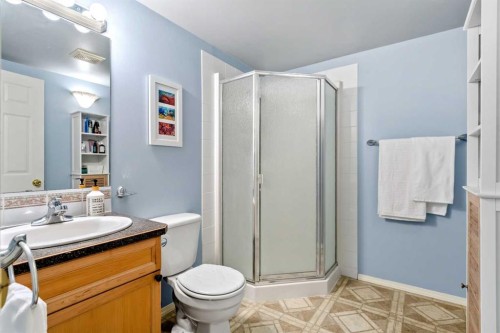 13127 Lake Crimson Drive Se, Calgary, AB - Indoor Photo Showing Bathroom