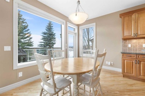 131 Discovery Ridge Way Sw, Calgary, AB - Indoor Photo Showing Dining Room