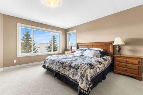 131 Discovery Ridge Way Sw, Calgary, AB - Indoor Photo Showing Bedroom