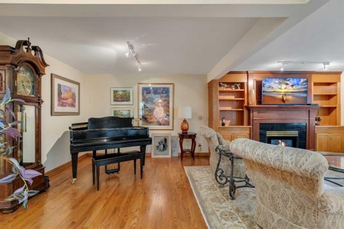 204 Paliswood Park Sw, Calgary, AB - Indoor With Fireplace