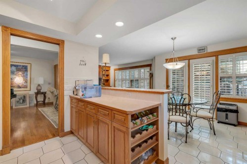 204 Paliswood Park Sw, Calgary, AB - Indoor