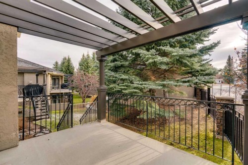 204 Paliswood Park Sw, Calgary, AB - Outdoor With Exterior