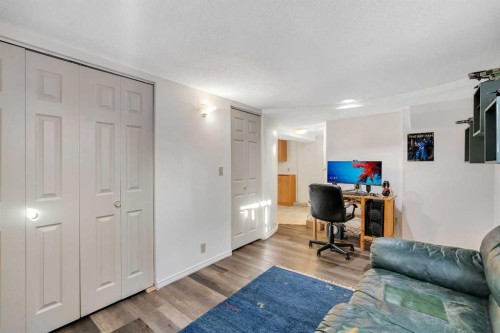 129 18 Avenue Nw, Calgary, AB - Indoor