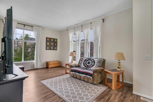 117 Mckenzie Towne Gate Se, Calgary, AB - Indoor Photo Showing Other Room