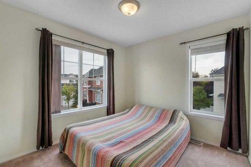 117 Mckenzie Towne Gate Se, Calgary, AB - Indoor Photo Showing Bedroom