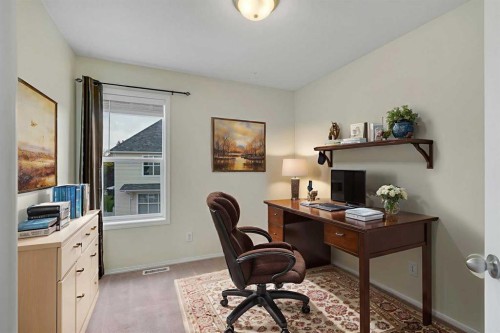 117 Mckenzie Towne Gate Se, Calgary, AB - Indoor Photo Showing Office
