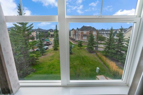 117 Mckenzie Towne Gate Se, Calgary, AB - Indoor Photo Showing Other Room