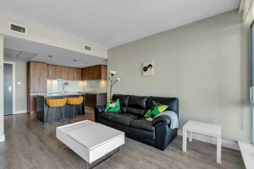 1501-1122 3 Street Se, Calgary, AB - Indoor Photo Showing Living Room
