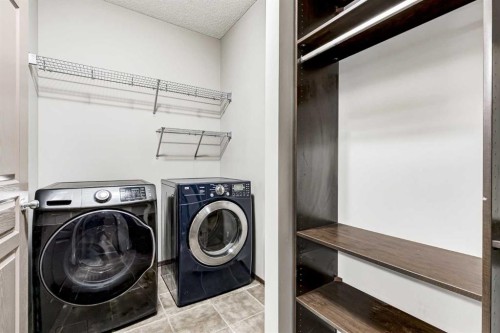 9 Cranwell Court Se, Calgary, AB - Indoor Photo Showing Laundry Room