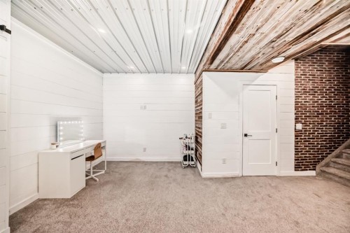 570 River Heights Crescent, Cochrane, AB - Indoor Photo Showing Other Room