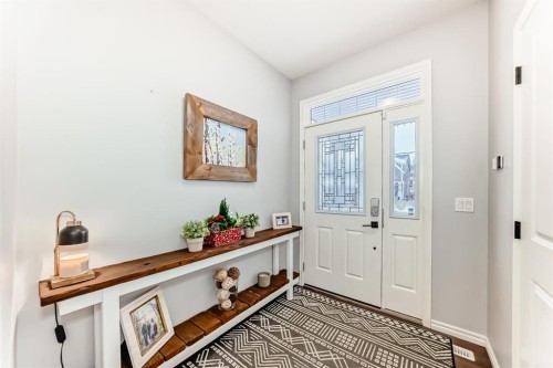 570 River Heights Crescent, Cochrane, AB - Indoor Photo Showing Other Room