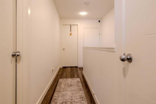 9021 46 Street Ne, Calgary, AB - Indoor Photo Showing Other Room