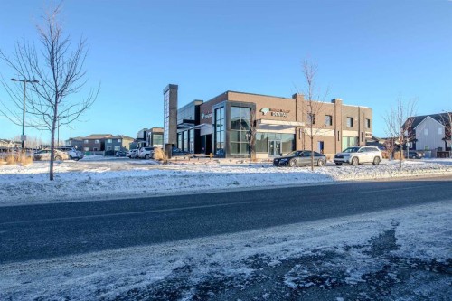 9021 46 Street Ne, Calgary, AB - Outdoor