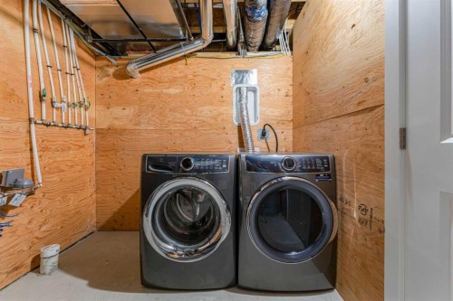 3222 Chinook Winds Drive Sw, Airdrie, AB - Indoor Photo Showing Laundry Room