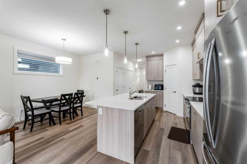3222 Chinook Winds Drive Sw, Airdrie, AB - Indoor Photo Showing Kitchen With Upgraded Kitchen