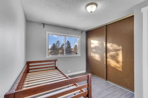 36 Falton Court Ne, Calgary, AB - Indoor Photo Showing Other Room