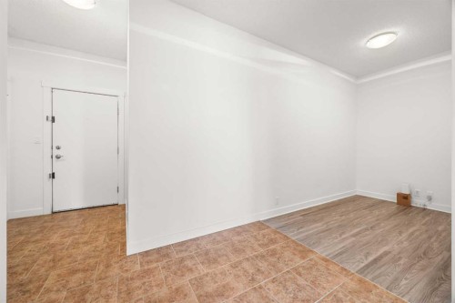 1112-8880 Horton Road Sw, Calgary, AB - Indoor Photo Showing Other Room