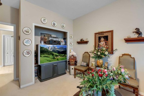 3206-3206 Lake Fraser Court Se, Calgary, AB - Indoor Photo Showing Other Room