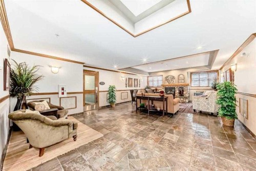 3206-3206 Lake Fraser Court Se, Calgary, AB - Indoor Photo Showing Other Room