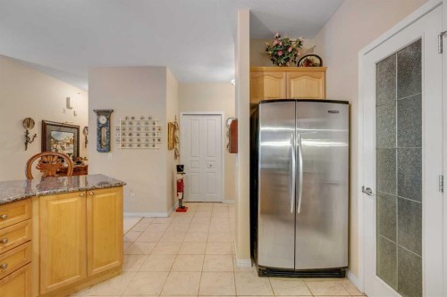 3206-3206 Lake Fraser Court Se, Calgary, AB - Indoor