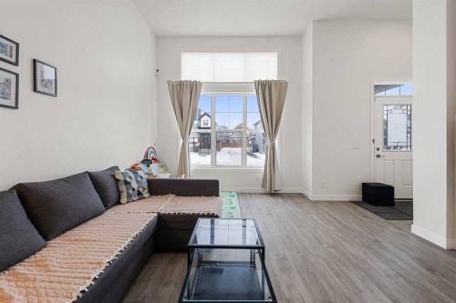 317 Masters Road Se, Calgary, AB - Indoor Photo Showing Living Room