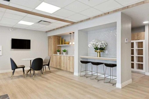 157 Les Jardins Park Se, Calgary, AB - Indoor Photo Showing Other Room