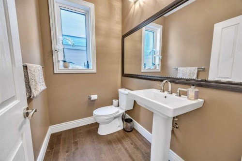 172 Panatella Crescent Nw, Calgary, AB - Indoor Photo Showing Bathroom