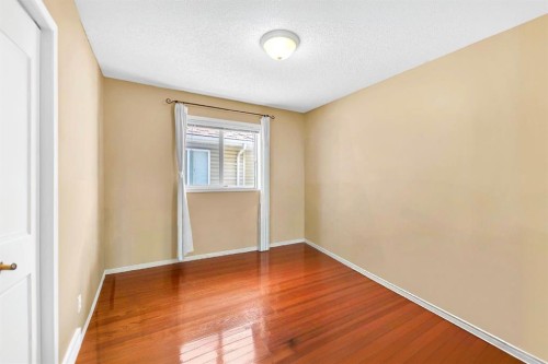 11137 Hidden Valley Drive Nw, Calgary, AB - Indoor Photo Showing Other Room