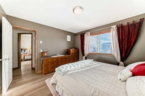 51 Everstone Boulevard Sw, Calgary, AB - Indoor Photo Showing Bedroom