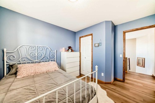 51 Everstone Boulevard Sw, Calgary, AB - Indoor Photo Showing Bathroom