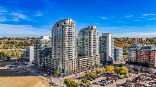 538-222 Riverfront Avenue Sw, Calgary, AB - Outdoor With Facade