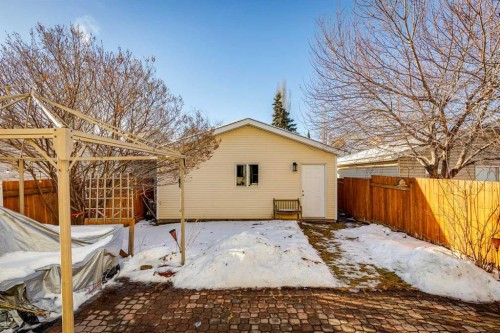 31 Prestwick Grove Se, Calgary, AB - Outdoor