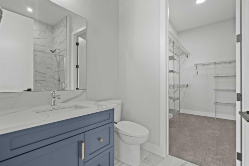 137 Waters Edge Drive, Heritage Pointe, AB - Indoor Photo Showing Bathroom