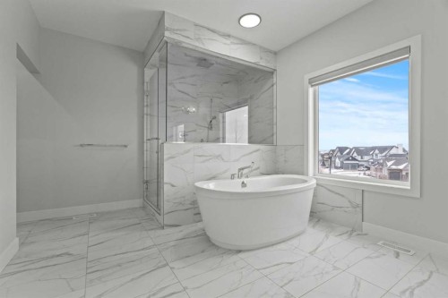 137 Waters Edge Drive, Heritage Pointe, AB - Indoor Photo Showing Bathroom