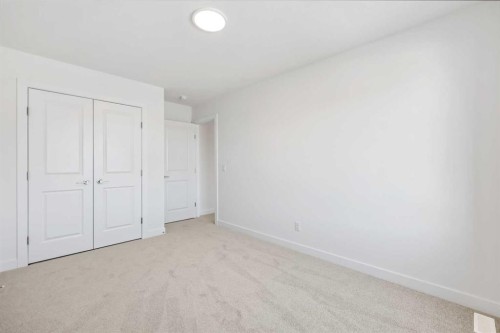 40 Corner Glen Green Ne, Calgary, AB - Indoor Photo Showing Other Room