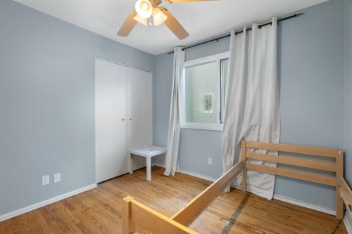 1447 Acadia Drive Se, Calgary, AB - Indoor Photo Showing Other Room